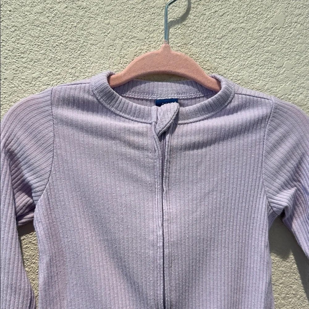 Old Navy Lavender Ribbed Footed One-Piece Size 6-9M